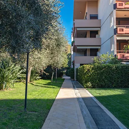 H11 Giada Piscina - Tennis - Parcheggio Sanremo