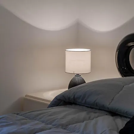 H11 Giada Piscina - Tennis - Parcheggio Lejlighed