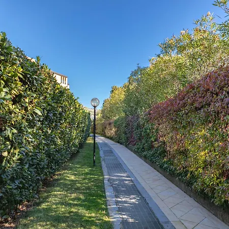 H11 Giada Piscina - Tennis - Parcheggio